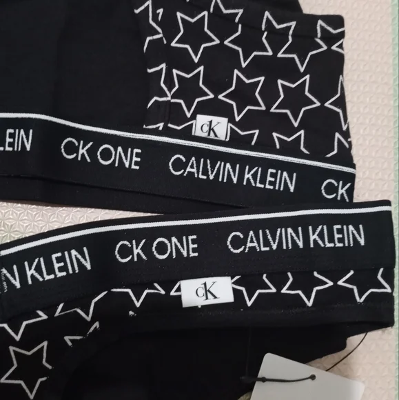 CALVIN KLEIN BRA AND MATCHING THONG SIZE M - Picture 8 of 8